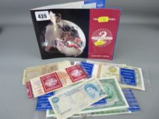 Small parcel of mixed currency