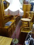 Brass and onyx standard lamp E/T