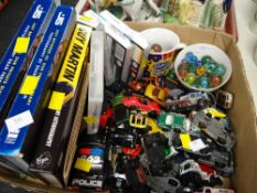 Collection of unboxed Diecast vehicles, Nintendo DS games, marbles etc