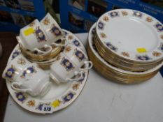 A parcel of Royal Imperial tea & dinnerware