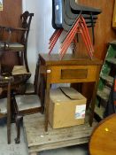 A vintage Universal vice roy table electric sewing machine, small coffee table & four vintage
