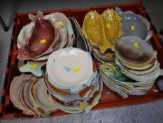 A large quantity of Shorter & Son novelty fish-form plates