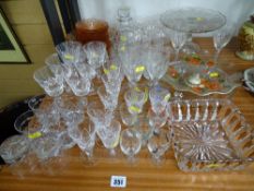 Mixed quantity of vintage drinking and utility glassware