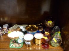 Mixed collection of Victorian copper lustre, collectable glassware and Hornsea animal decorated
