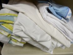 Mixed quantity of bed linen