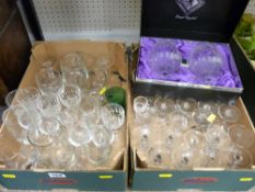 Quantity of vintage drinking glassware