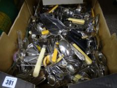 Enormous quantity of mixed flatware