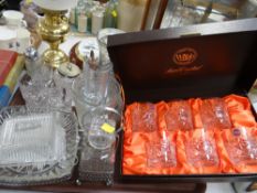 Tray of various glassware including a set of boxed Webb Crystal whiskey glasses etc