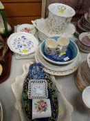 Parcel of mixed china including bowls, planters, Maling dish etc