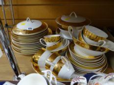 Parcel of modern Czechoslovakian gilt-decorated dinner & teaware