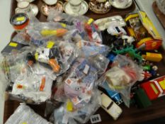 Tray of various children's collectables including small number of diecast-vehicles etc