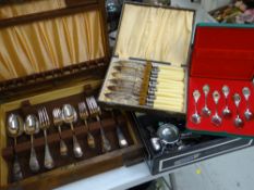 Parcel of mainly boxed cutlery with some loose