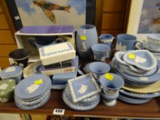 A tray of various coloured Wedgwood Jasperware (some boxed)
