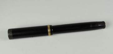 VINTAGE BLACK PARKER SENIOR DUOFOLD LUCKY CURVE FOUNTAIN PEN with cap band