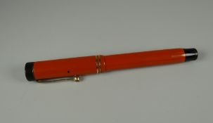 VINTAGE 'BIG RED' PARKER DUOFOLD LUCKY CURVE FOUNTAIN PEN with double cap band