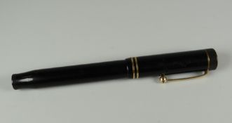 VINTAGE BLACK PARKER SENIOR DUOFOLD LUCKY CURVE FOUNTAIN PEN with double cap band
