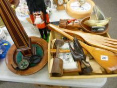 Collection of mainly treen ware and mixed collectables etc