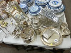 Parcel of electroplate and similar items