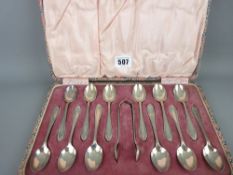 Cased electroplate twelve spoons and tongs set