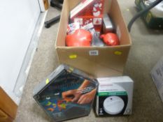 Box of mixed household contents