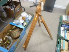Artist's easel