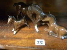 Three Beswick horses