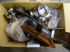 Quantity of metal ice cream bowls and similar catering items etc