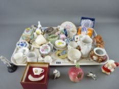 Tray of collectable miniatures including pin cushion dolls