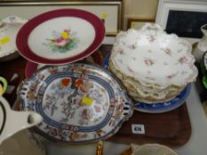 Tray of plates including Coalport teaware, comport & other plates etc