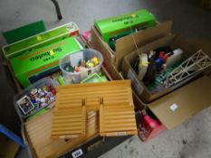 A large quantity of Subbuteo accessories, players etc