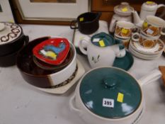 Denby 'Harvest' dinnerware, Poole treacle glazed bowl, J & G Meakin stoneware dinnerware etc
