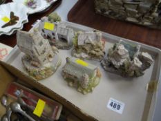 Small parcel of Liliput Lane cottages