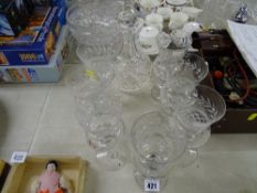 Excellent parcel of thistle shaped wine glasses and a decanter (chips)