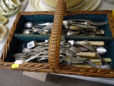 Box of loose flatware