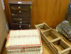 Parcel of mixed treen including small tabletop chest