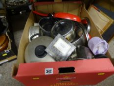 Box of kitchenalia