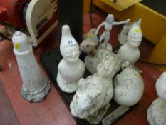 Parcel of small garden ornaments