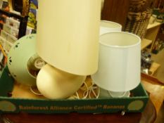 Two pairs of modern decorative table lamps E/t