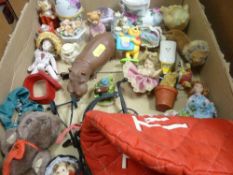 Tray of ornamental pottery and similar items