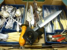 Box containing large quantity of kitchen and mixed cutlery