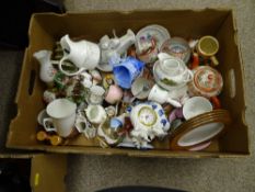 Box containing large quantity of decorative cabinet and other china