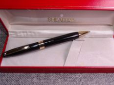 Modern Black Laque Sheaffer Legacy 2 ballpoint pen with 23 ct gold electroplate trim in box