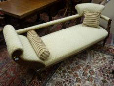 AN EDWARDIAN CARVED MAHOGANY CHAISE LONGUE, 76 cms high maximum, 190 cms wide, 62 cms deep
