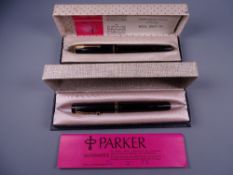 Vintage Transparent black Parker Standard Vacumatic fountain pen with gold plated trim and 14k