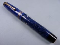 Vintage Lapis Lazuli Parker Duofold Junior fountain pen with gold plated trim