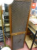 Pair of Sansui wooden floorstanding speakers