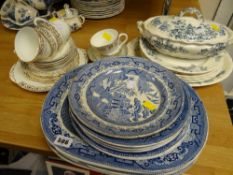 Parcel of blue & white china together with a part-gilt decorated Stanley bone china teaware