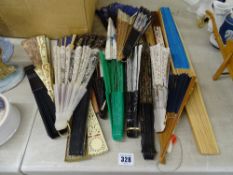 Quantity of collectable fans