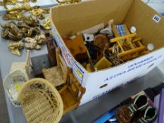 Quantity of doll's house furniture