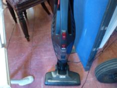 Floorstanding Deik cordless vacuum cleaner with charging stand E/T